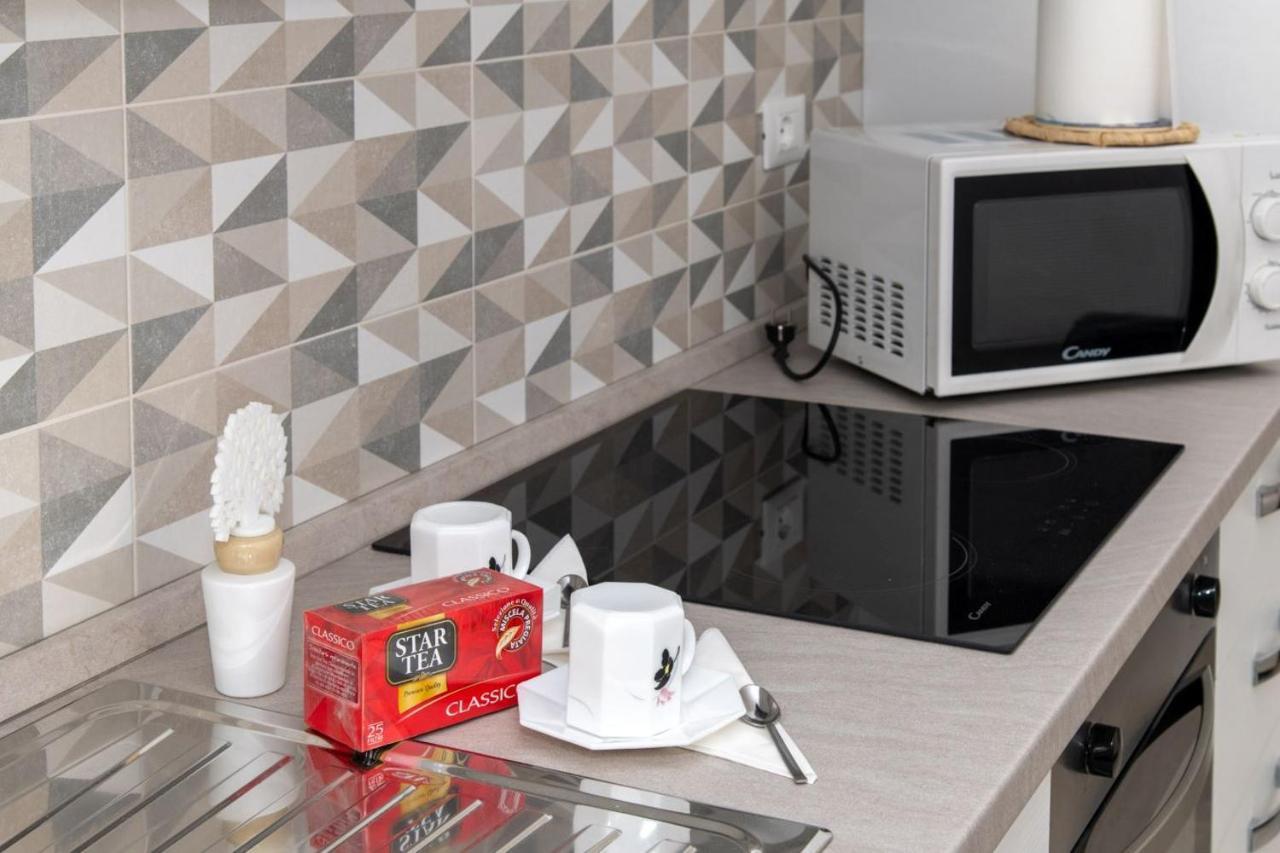 The Palm Sisters - Navigli, Bocconi Apartment Milano Ngoại thất bức ảnh